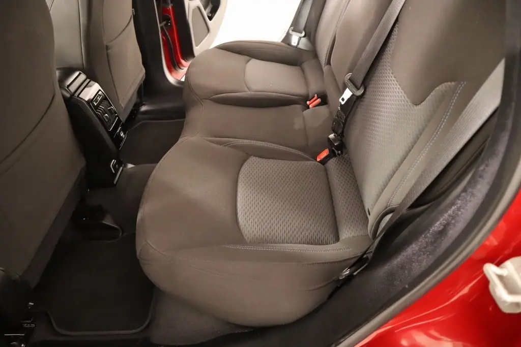 2024 Jeep Compass Sport photo 11
