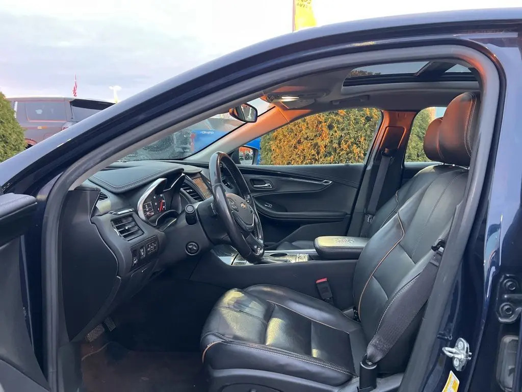 2016 Chevrolet Impala LTZ photo 4