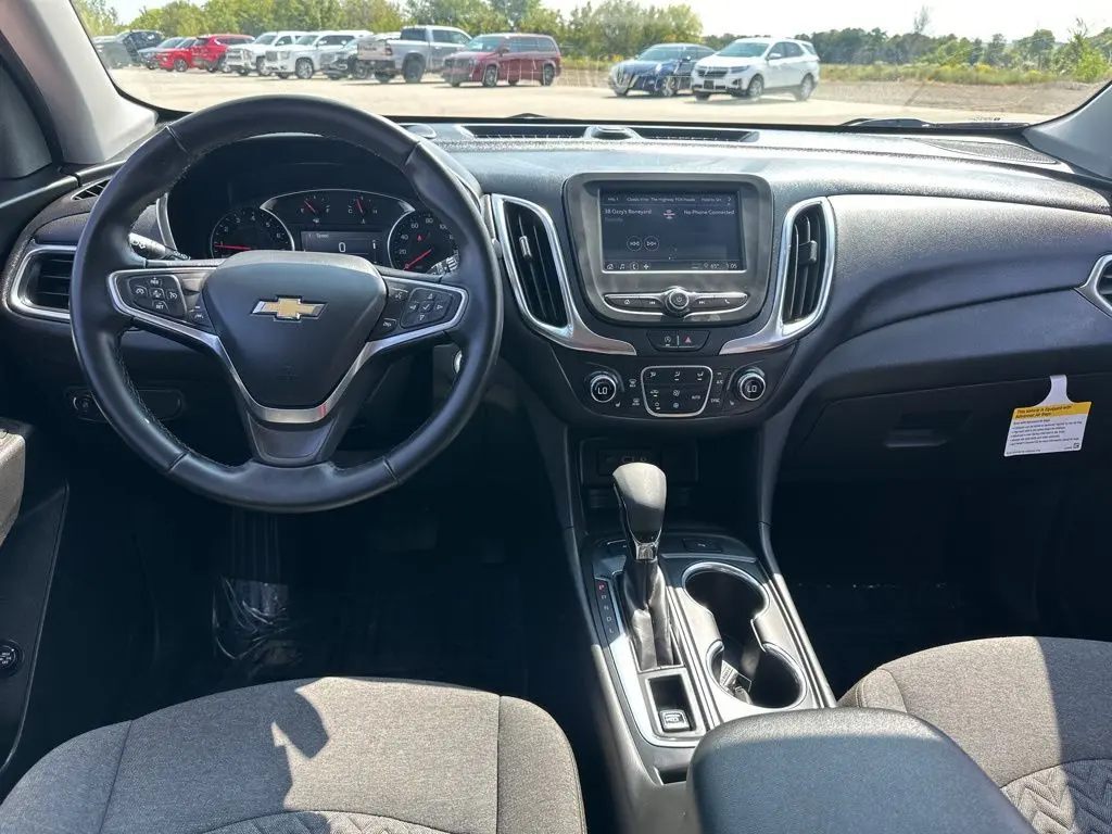 2024 Chevrolet Equinox LT photo 12
