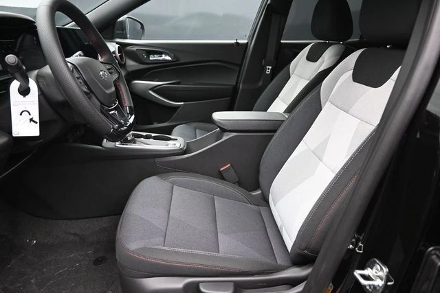 2026 Chevrolet Trax RS - Photo 18