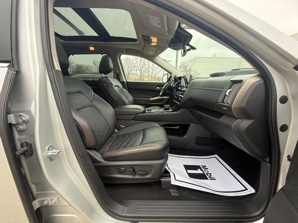 2023 Nissan Pathfinder Platinum - Photo 11
