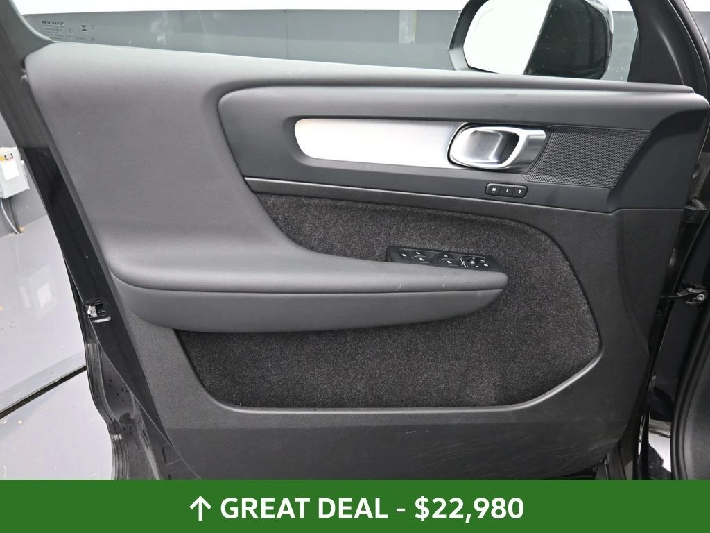 2024 Volvo - image 20