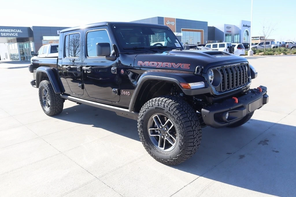 2026 Jeep Gladiator Mojave X's photo