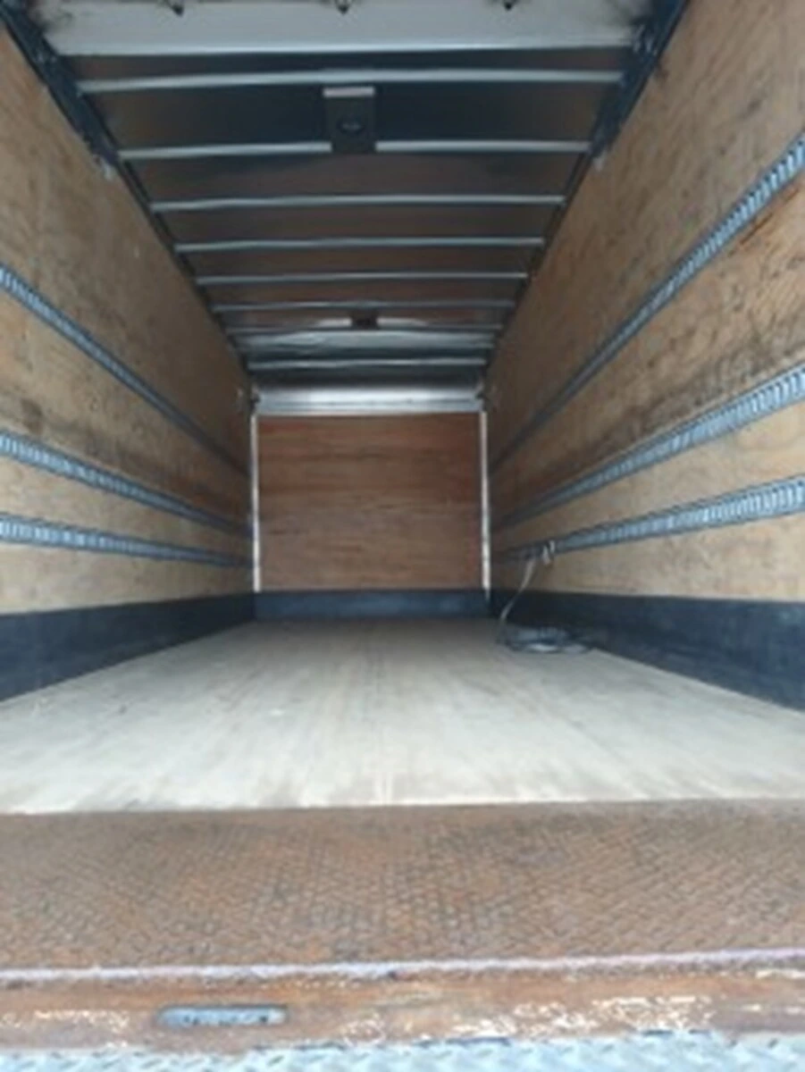 2019 International MV - image 5