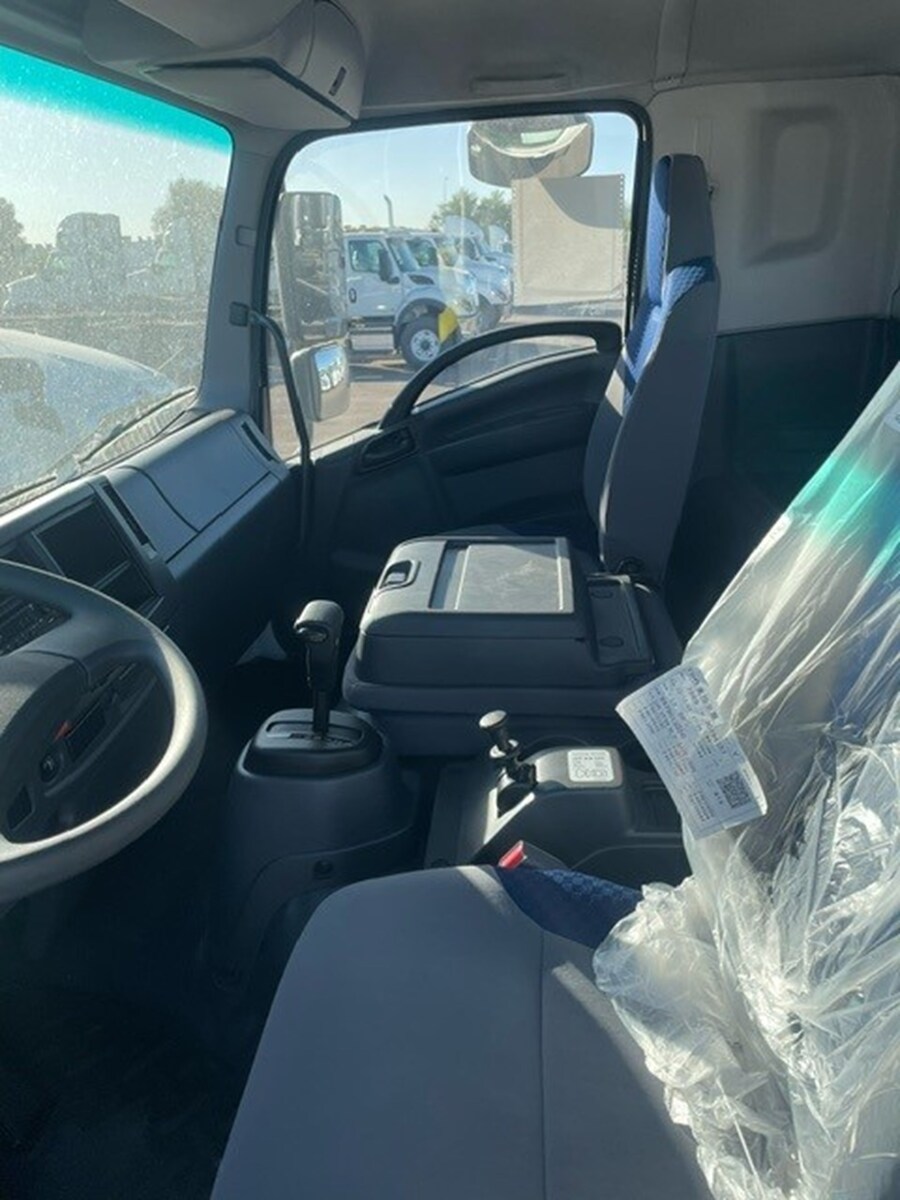 2025 Isuzu FTR in Flagstaff, AZ — photo 4