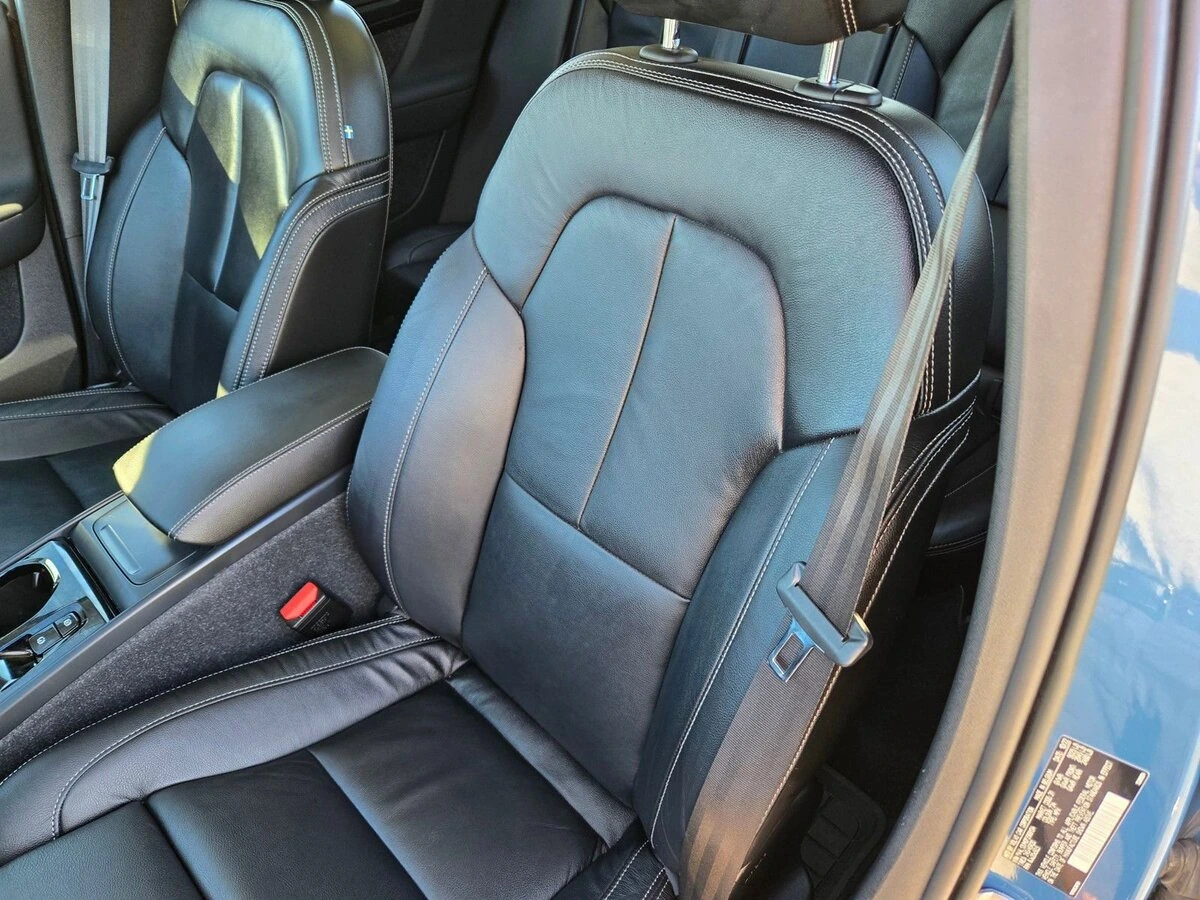 2023 Volvo - image 20