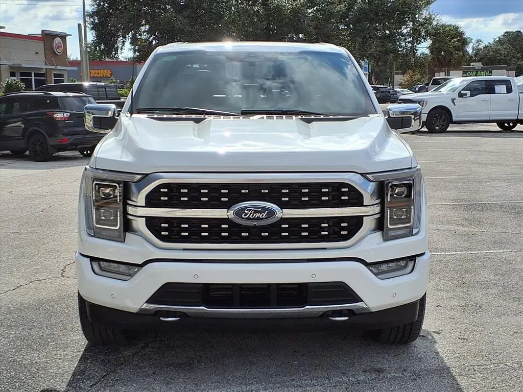 2023 Ford F-150 Platinum photo 2