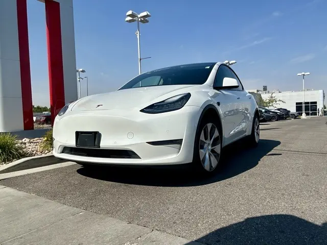 Used 2020 Tesla Model Y Long Range with VIN 5YJYGDEE1LF015218 for sale in North Salt Lake, UT