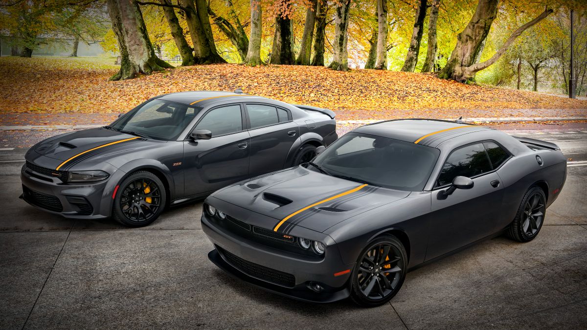 2022 Dodge Charger and Challenger Exterior Driver Side Front Profiles