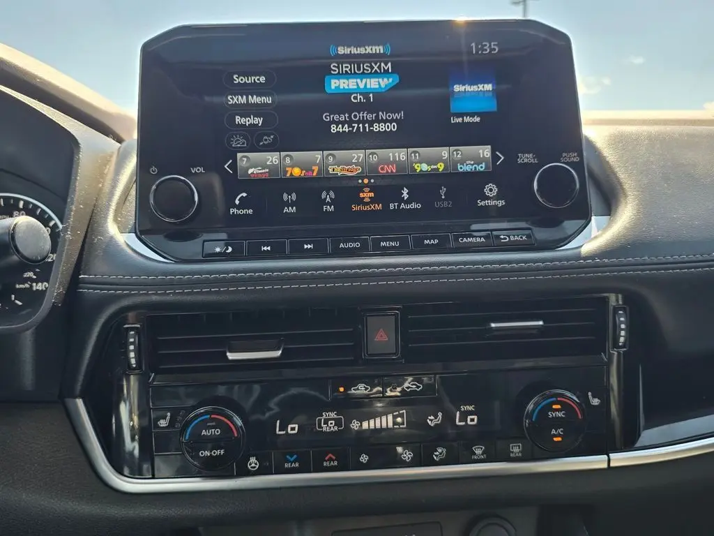 2023 Nissan Rogue SL photo 19