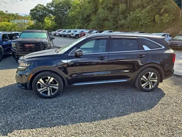 2022 Kia Sorento Plug-In Hybrid SX Prestige photo 2