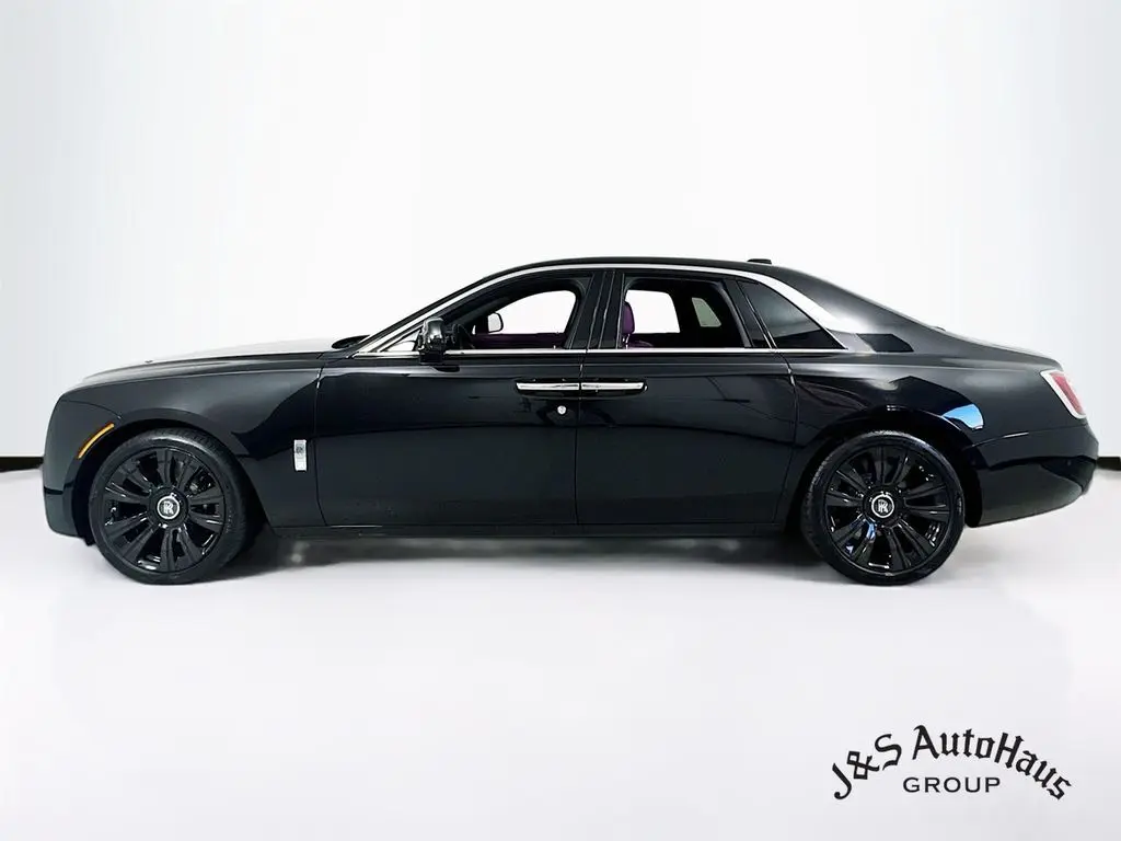 2022 Rolls Royce Ghost photo 3