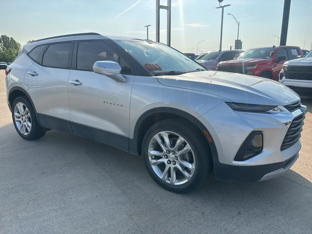 2019 Chevrolet Blazer Base 3LT photo 3