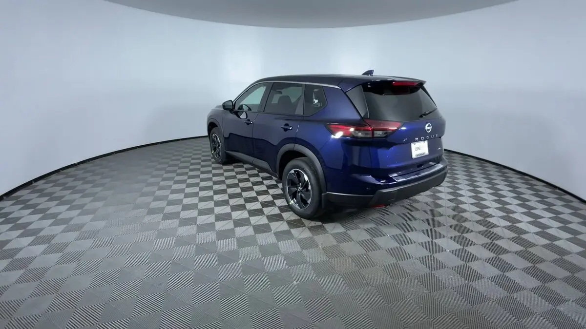 2026 Nissan Rogue SV photo 3