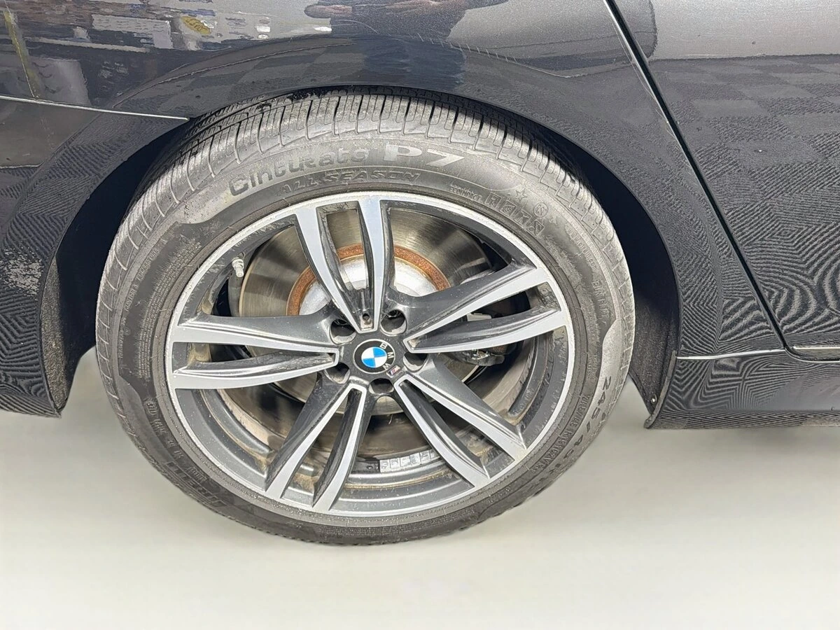 2020 BMW 7 Series 750i - Photo 36