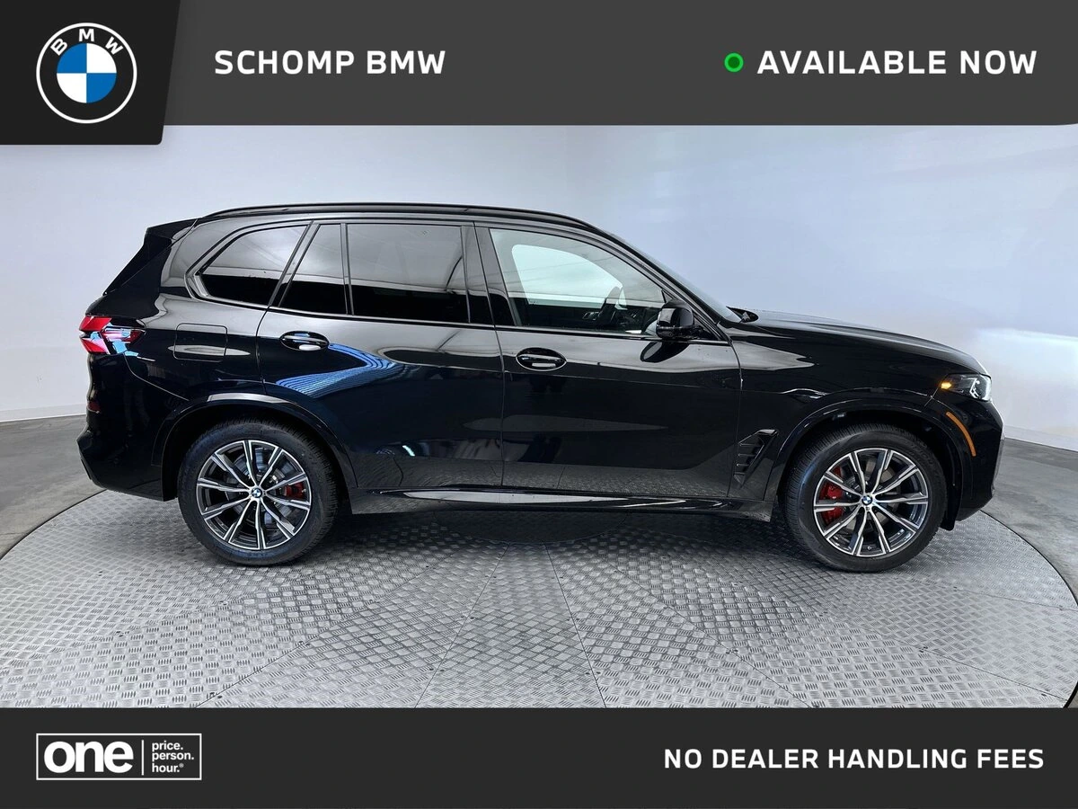 2026 BMW X5 M60i's photo