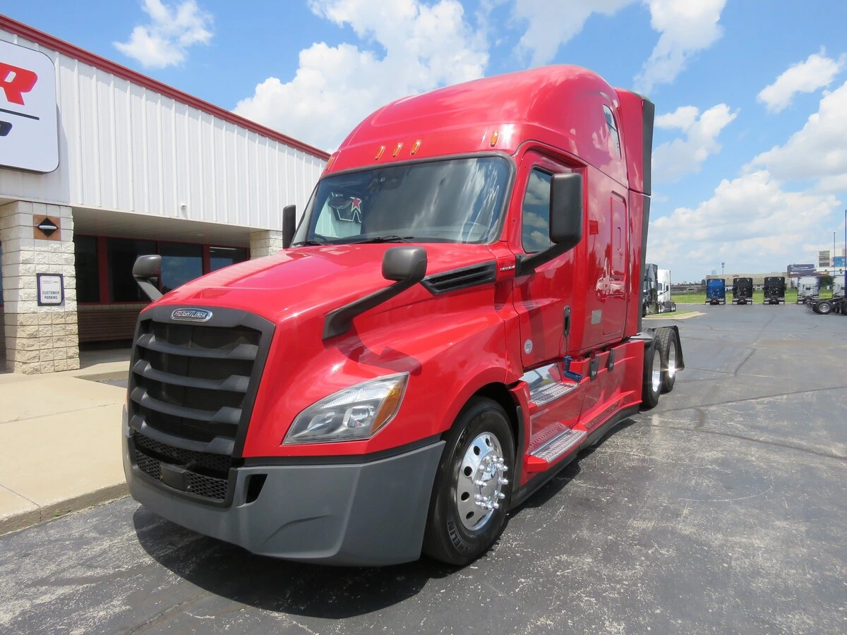 2022 Freightliner Cascadia