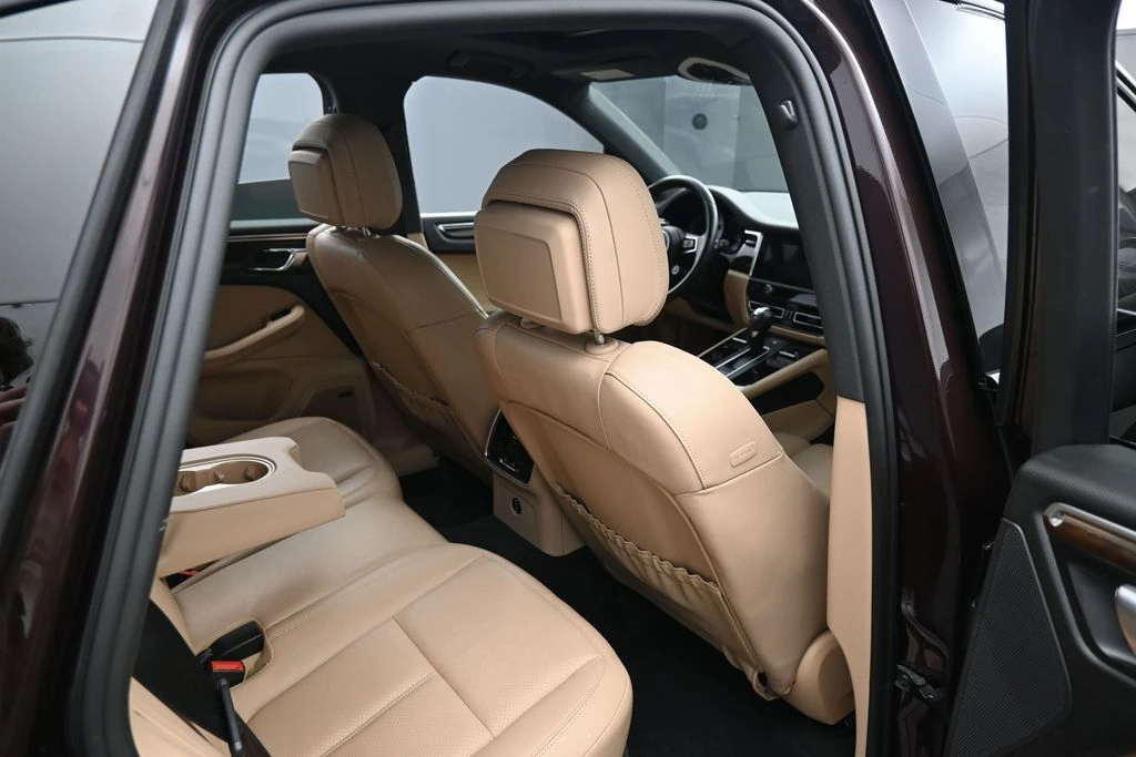 2023 Porsche Macan S - Photo 8