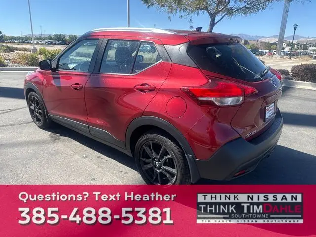 2018 Nissan Kicks SV photo 3