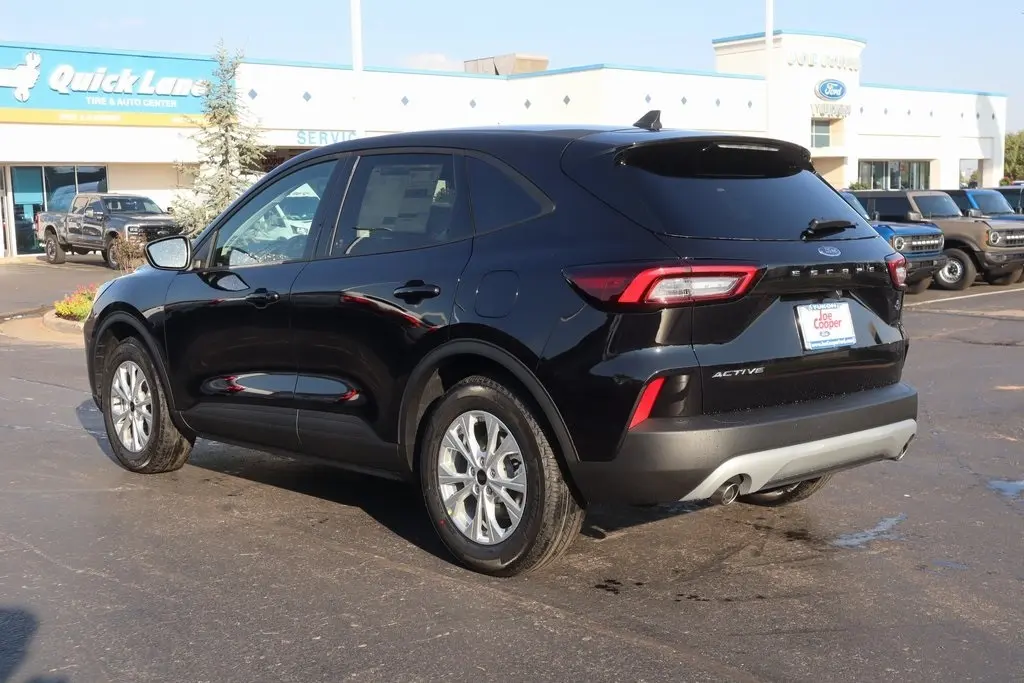 2026 Ford Escape Active photo 22