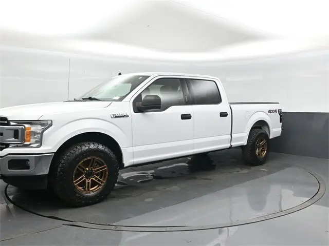 2019 Ford F-150 XLT photo 2
