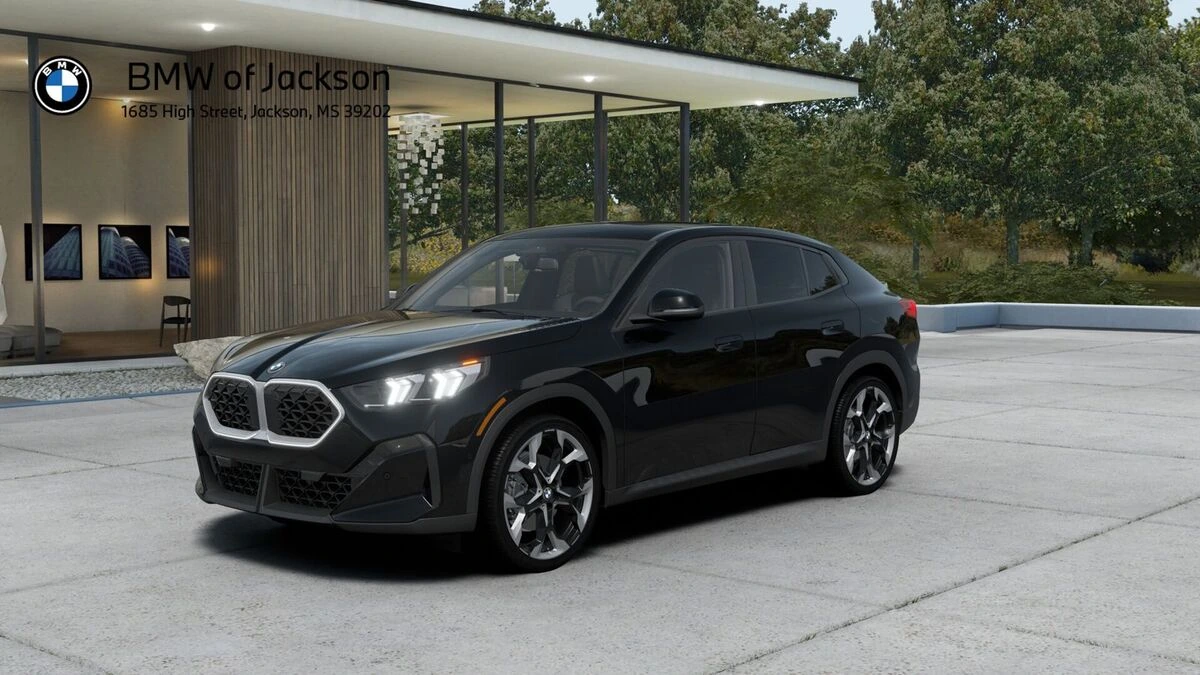 2026 BMW X2 xDrive28i's photo