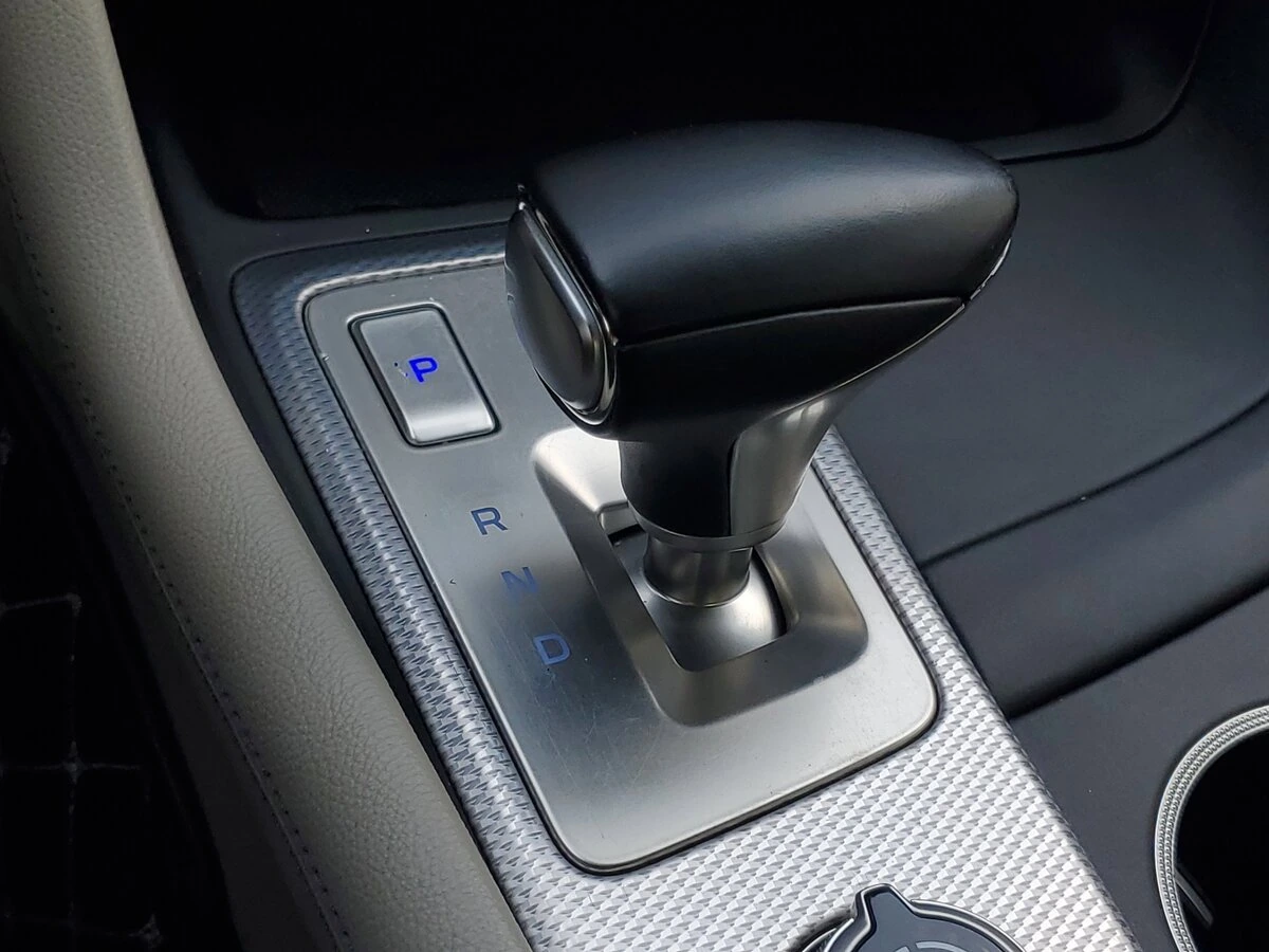 2022 GENESIS G70 Standard - Photo 35