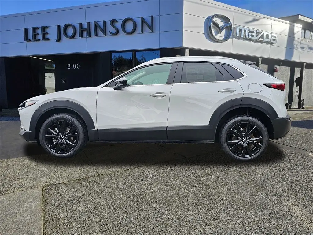 2025 Mazda CX-30 2.5 Select Sport photo 2
