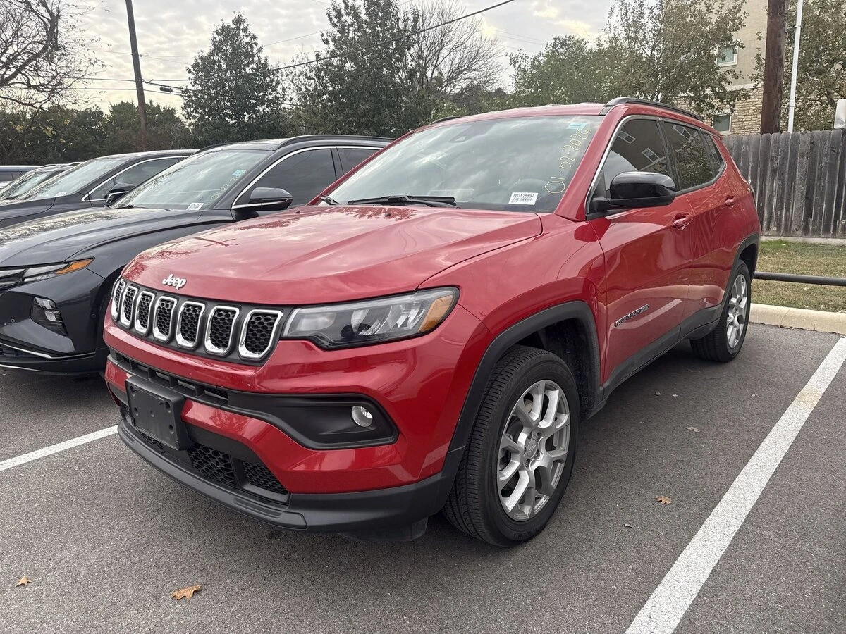 2023 Jeep Compass Latitude Lux
