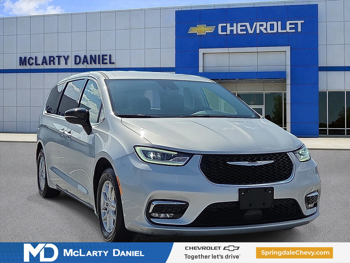 2024 Chrysler Pacifica Touring L