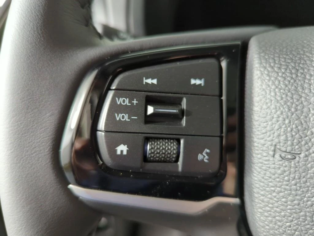 2026 Honda Odyssey Touring - Photo 14