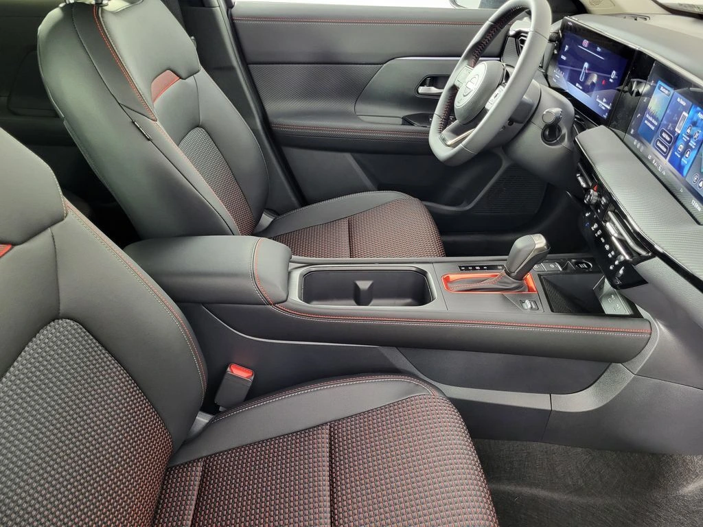 2026 Nissan KICKS SR AWD - Photo 12