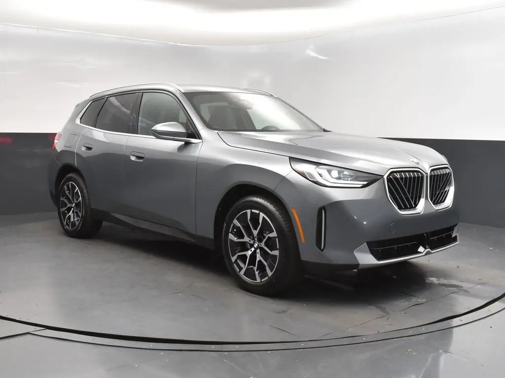 2026 BMW X3 30's photo