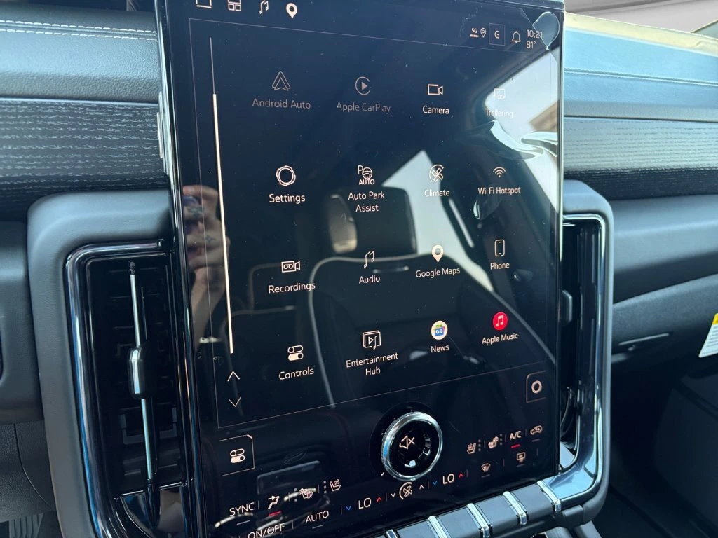 2026 GMC Yukon AT4 Ultimate - Photo 24