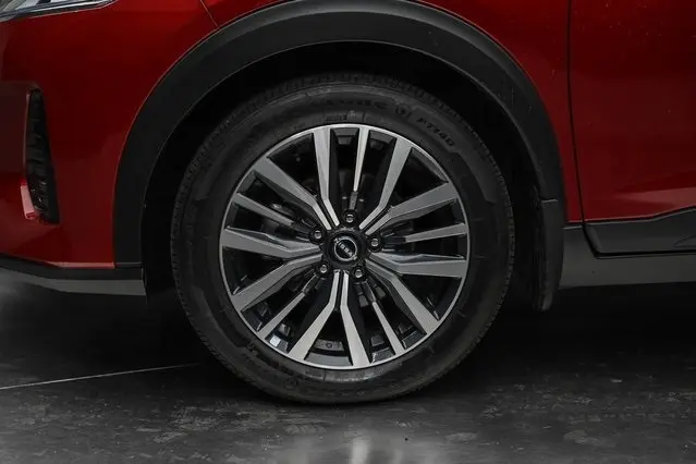 2023 Nissan Kicks SV photo 8