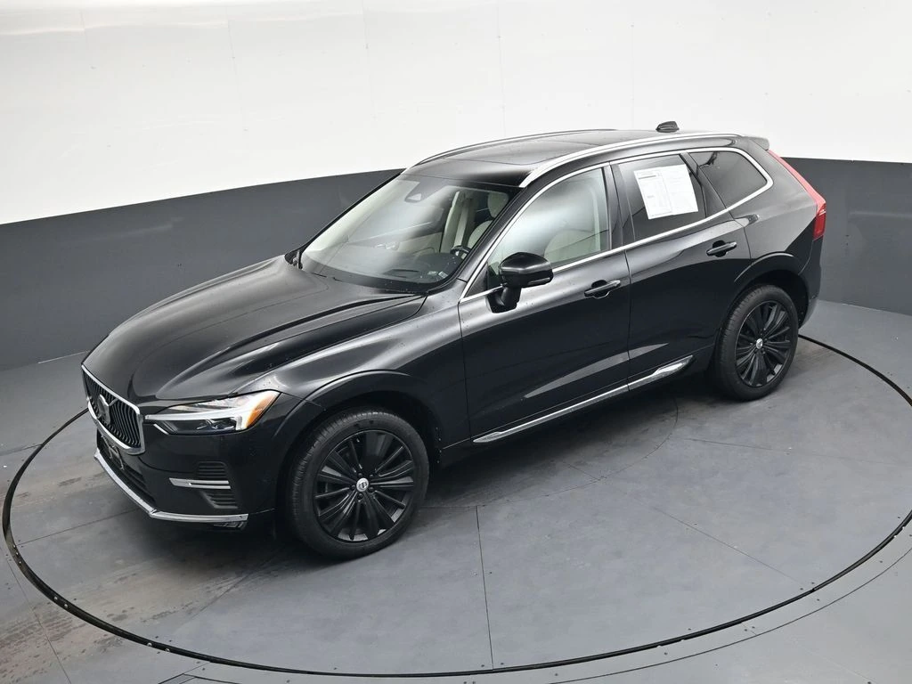 2022 Volvo - image 29