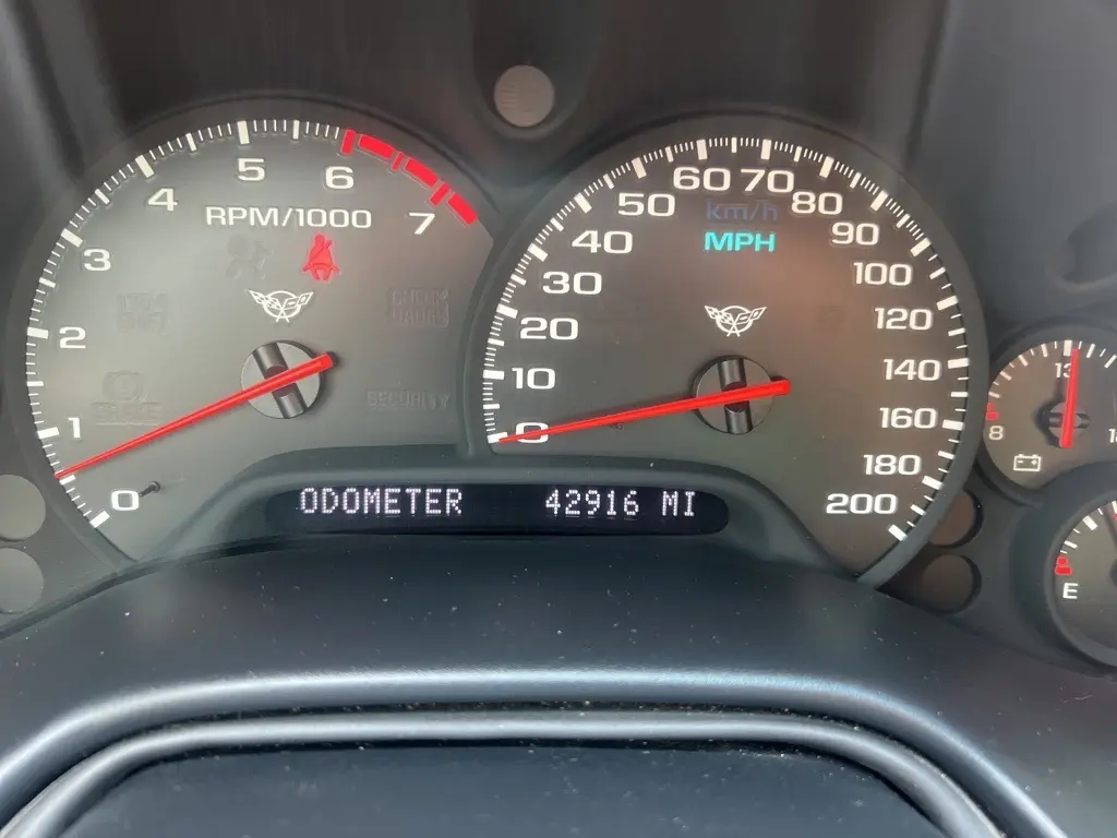 2002 Chevrolet Corvette Base photo 20