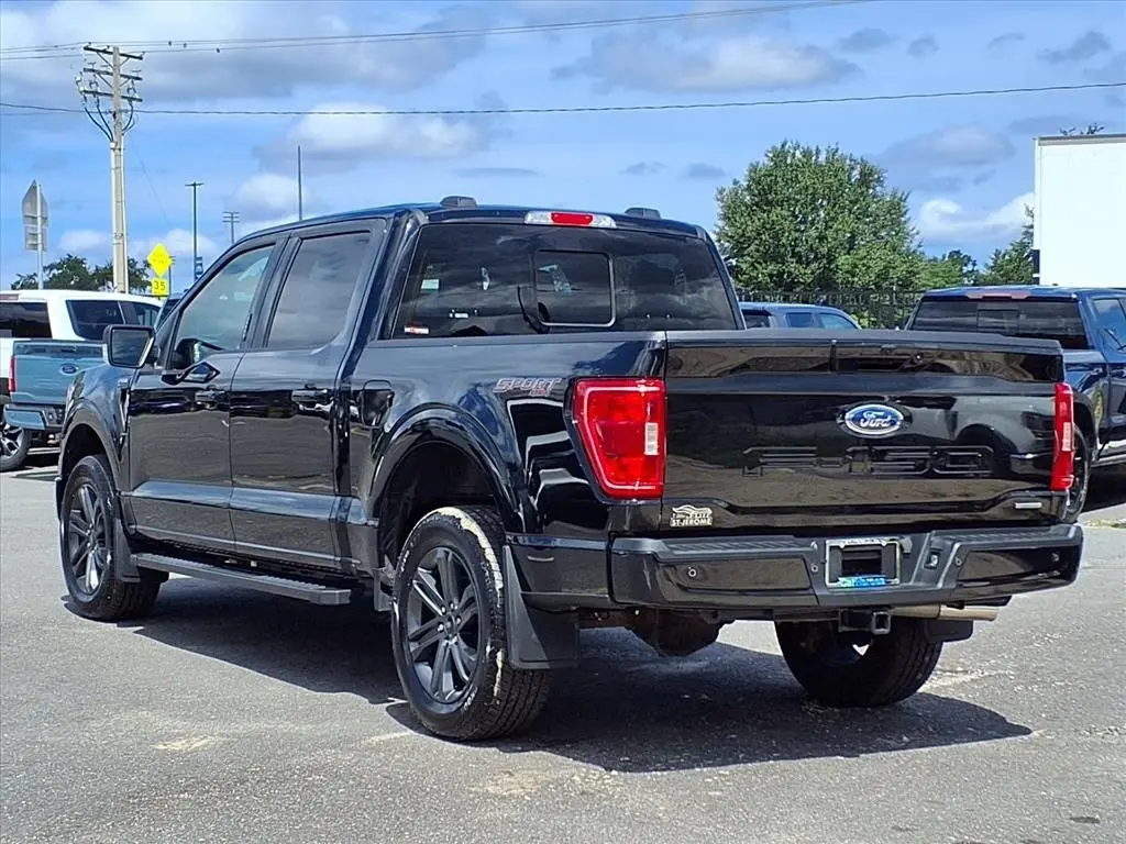 2023 Ford F-150 XLT photo 5