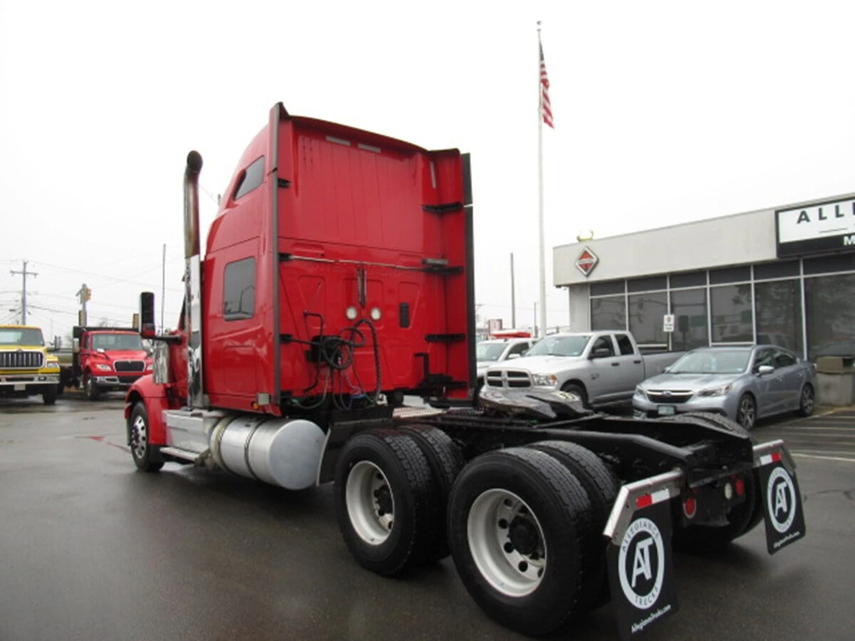 2021 International LoneStar - image 7