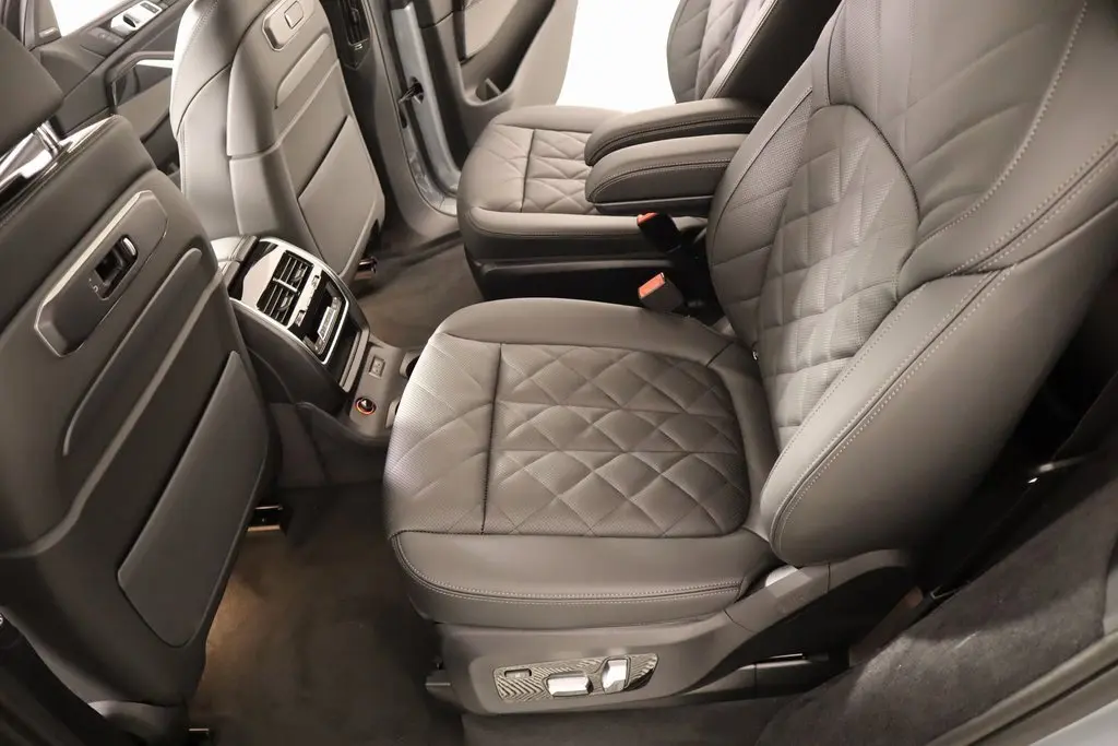 2026 Bmw X7 xDrive40i photo 11