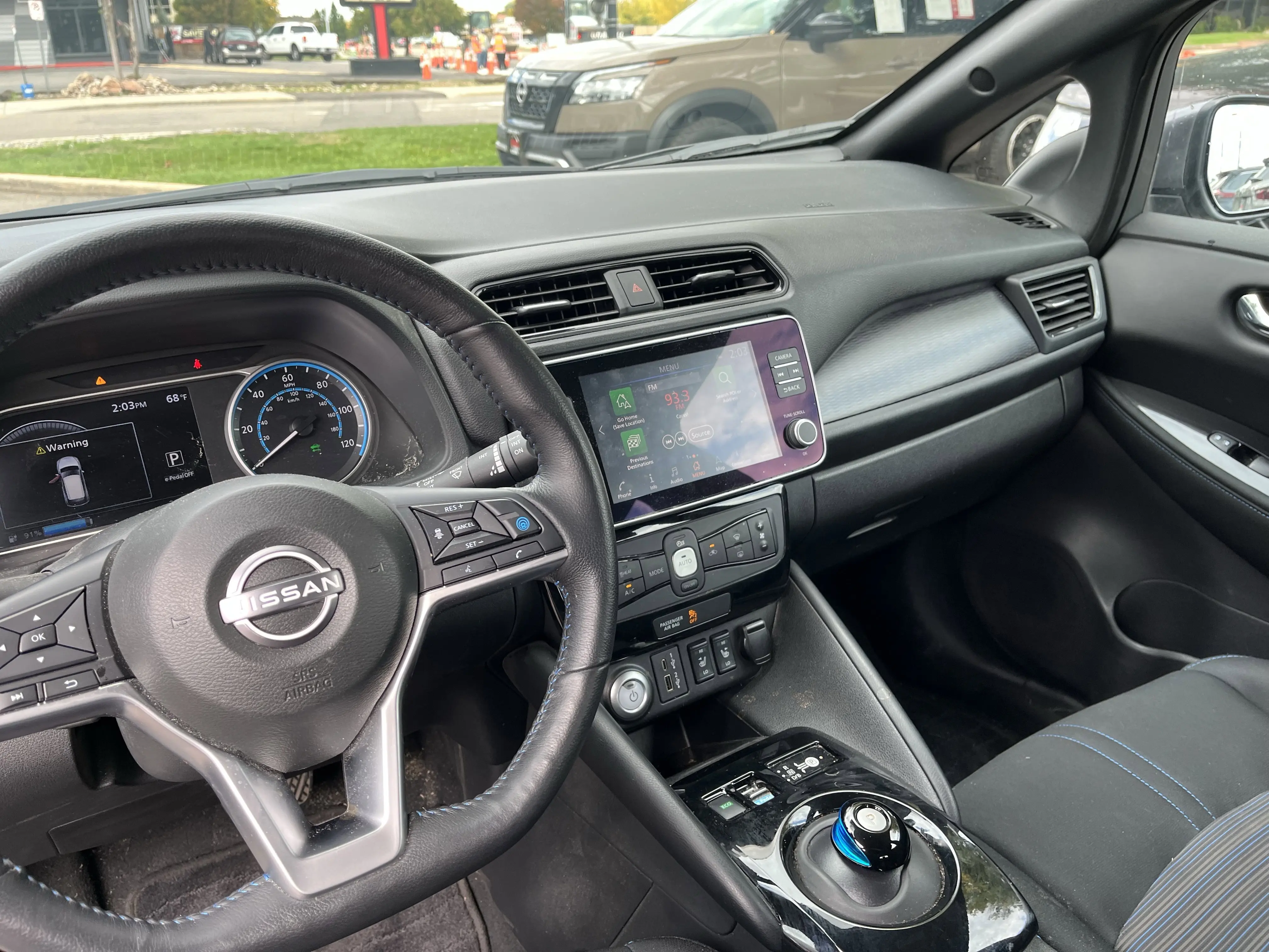 2024 Nissan Leaf SV photo 13