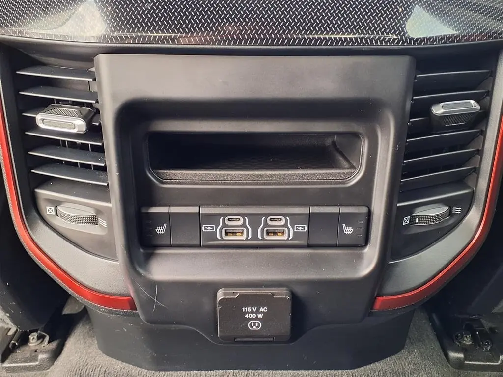 2021 Ram 1500 Rebel photo 16