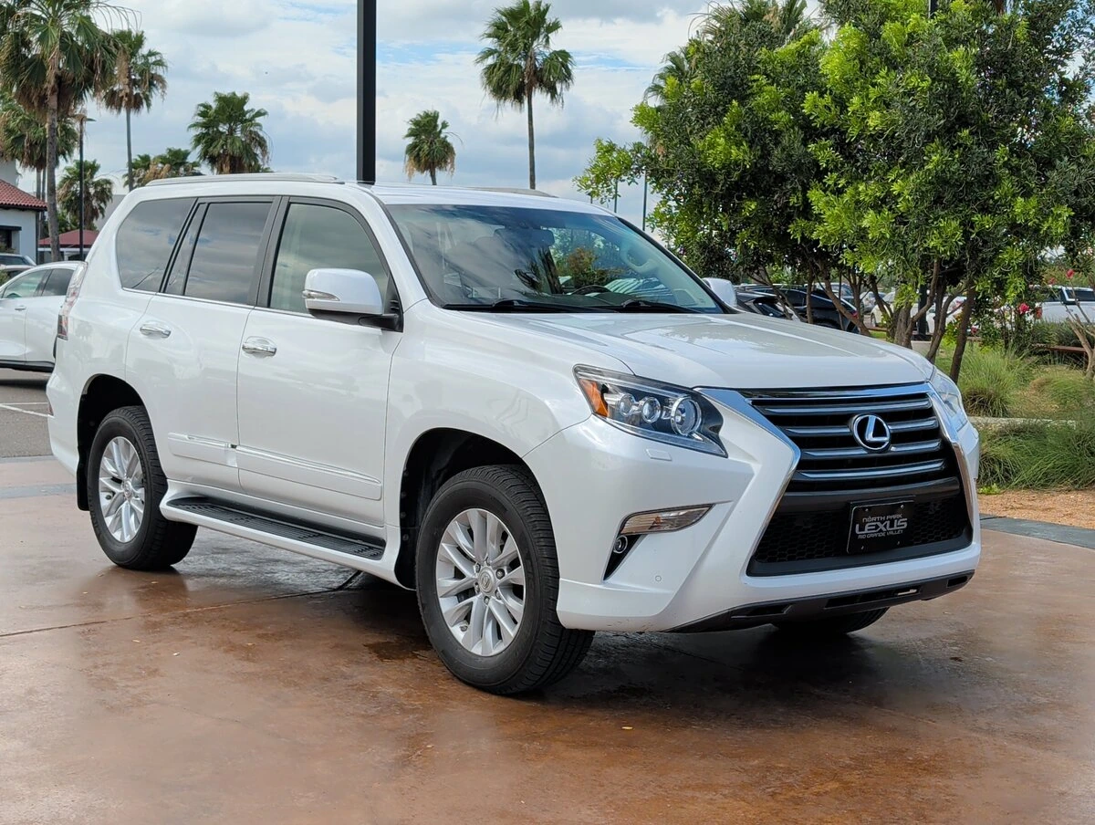 2019 Lexus GX 460 460 PREMIUM's photo