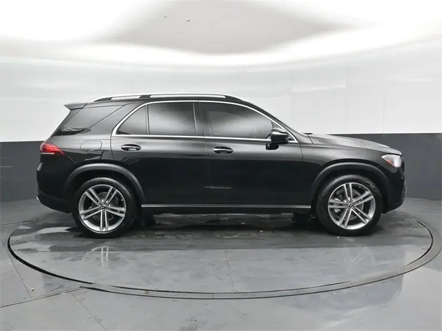 2022 Mercedes Benz GLE 350 4MATIC photo 2