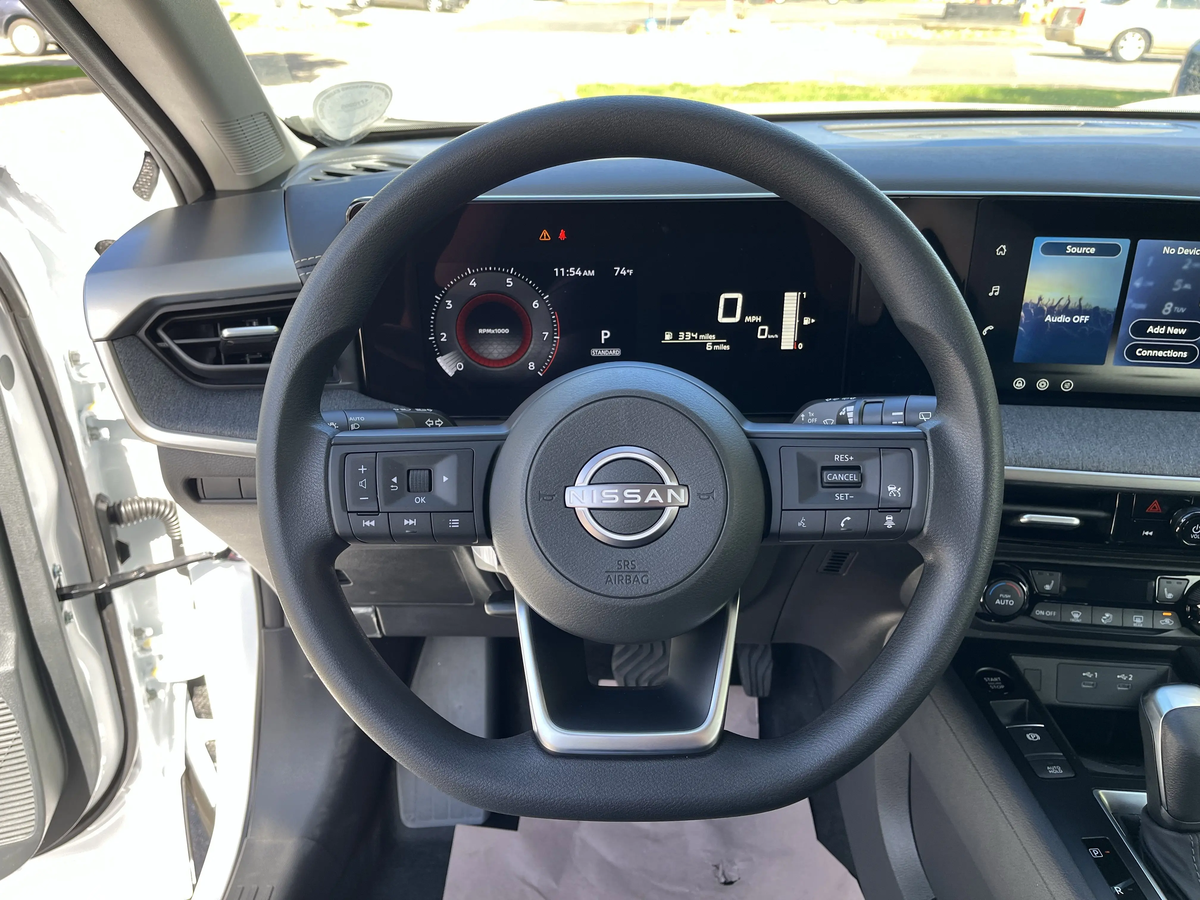 2026 Nissan Kicks SV photo 8