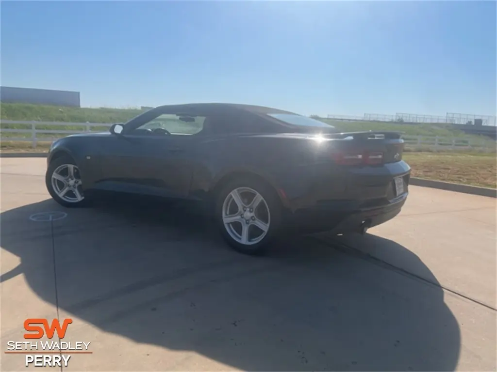 2020 Chevrolet Camaro 1LT photo 5