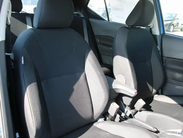 2025 Nissan Kicks Play S photo 29