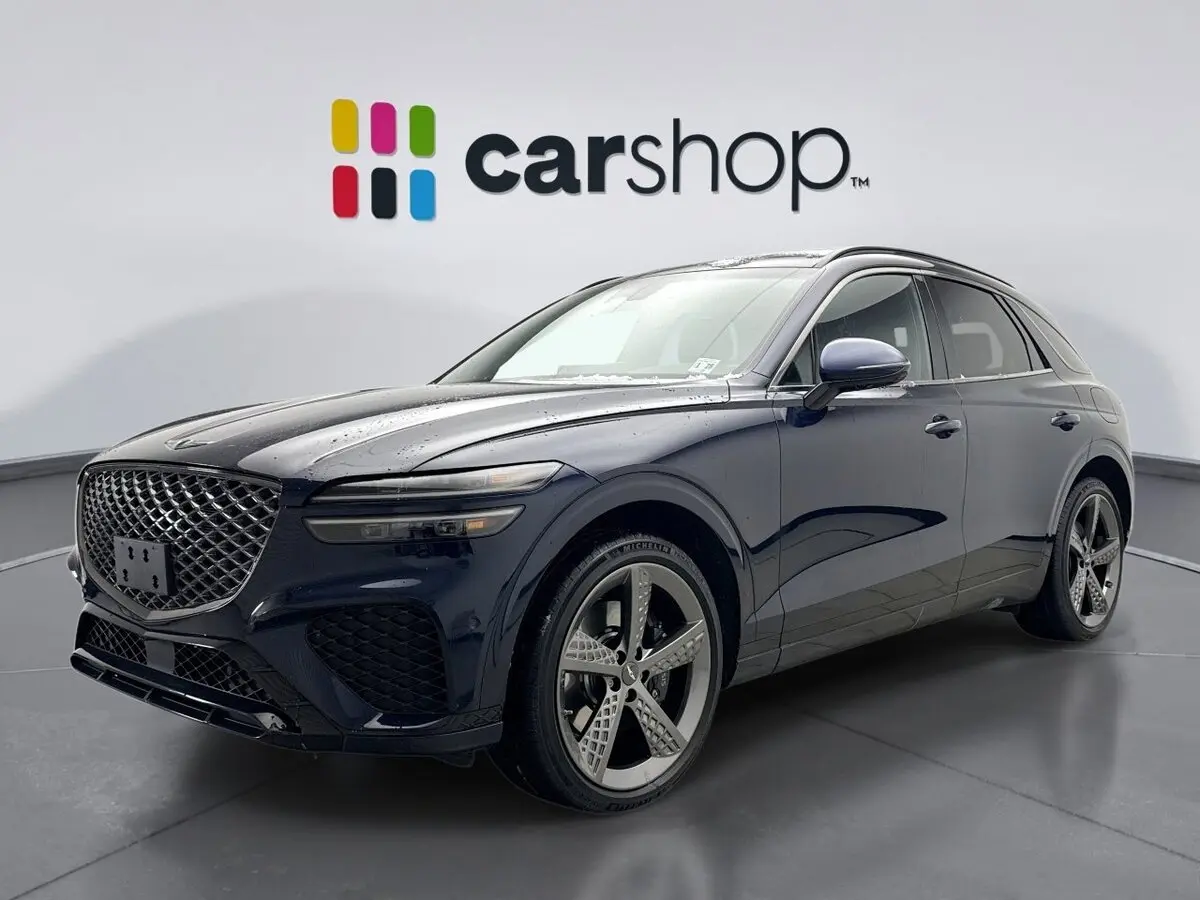 2023 GENESIS GV70 Standard's photo