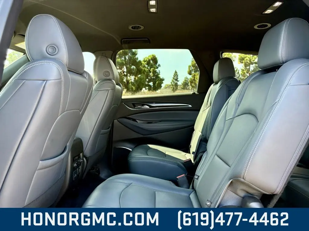 2024 Buick Enclave Premium photo 13