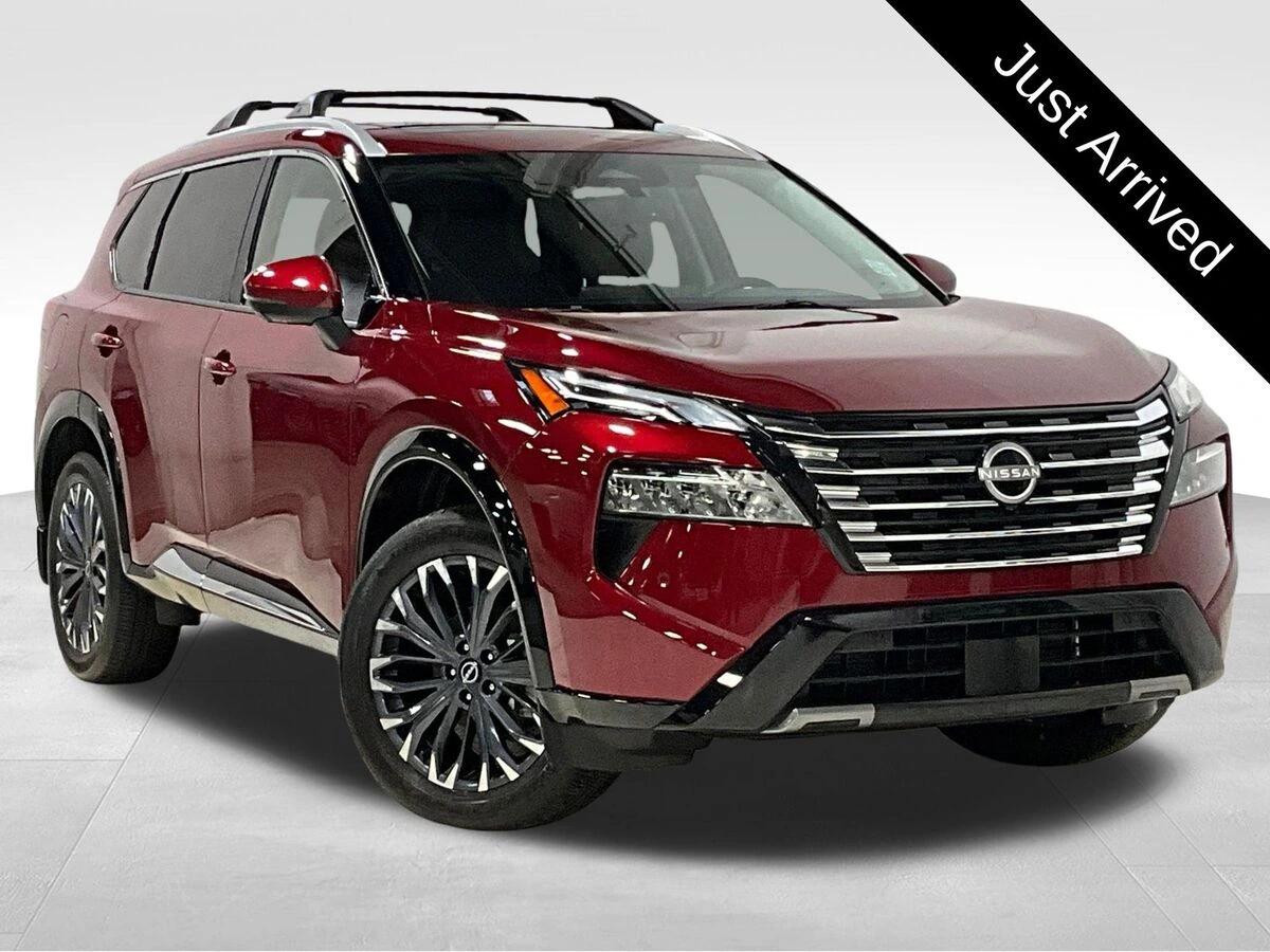 2025 Nissan Rogue Platinum AWD's photo